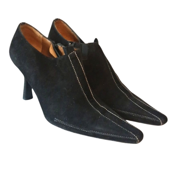 Donald J. Pliner Black Heeled Boots with Suede Finish - Picture 1 of 12